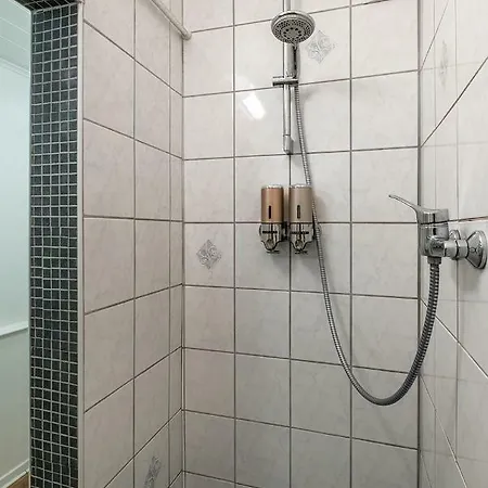 Overnight Apartment Cologne Exterior photo